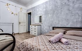 Apartment Near Circus