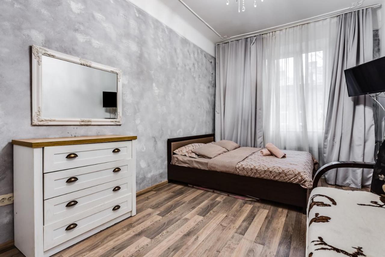 Apartment Near Circus Львів Екстер'єр фото